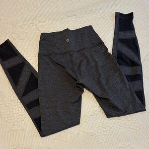 Lululemon Athletica Charcoal and Black Leggings 4 NWT